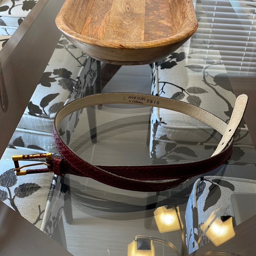 Burgundy Anne Klein vintage snakeskin belt